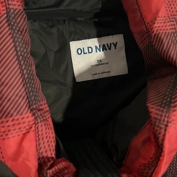 New Old Navy Water-Resistant Frost Free Short Puffer Jacket Red Plaid‌‌‌ - Picture 3 of 8